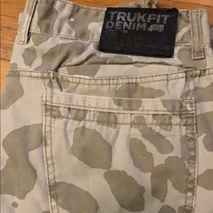 Men’s trukfit camo cargo pants size 38